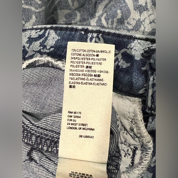 We The Free People Jeans Womens Denim Blue Flare Bell Bottom Floral Festival 25 - Picture 9 of 11